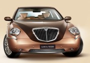 2004 Lancia Thesis wnetrze